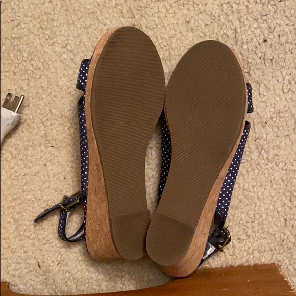 LL Bean Blue Polka Dot Wedges, Worn Once! 7 - Picture 5 of 5